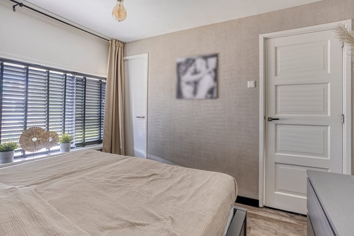 Foto 21 van M.D.de Grootstraat 122