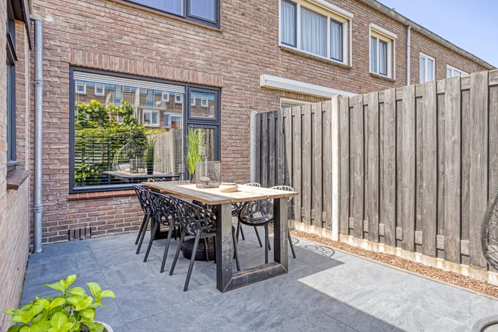 Foto 31 van M.D.de Grootstraat 122