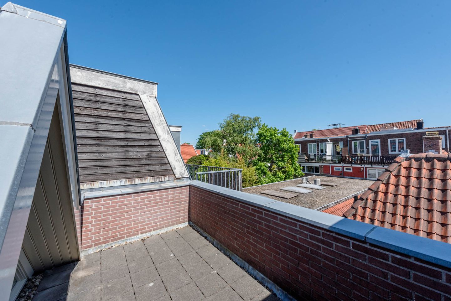 Photo 34 of Lange Raamstraat 33