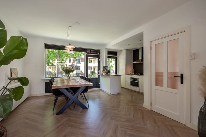 Foto 15 van Paulus Potterlaan 48