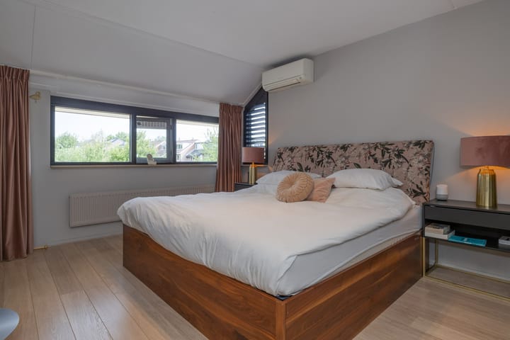 Photo 23 of Galerij 7