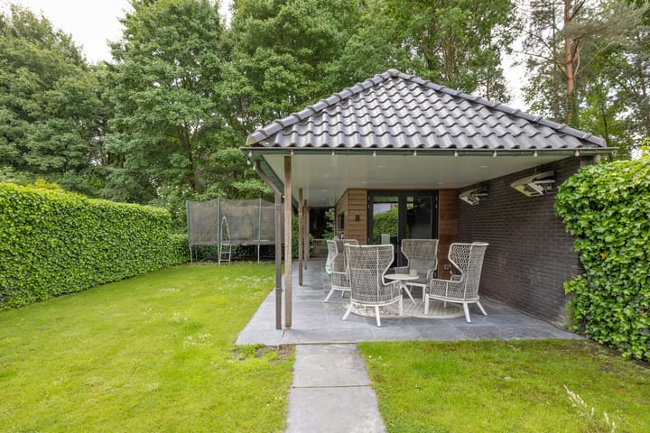 Photo 45 of Galerij 7