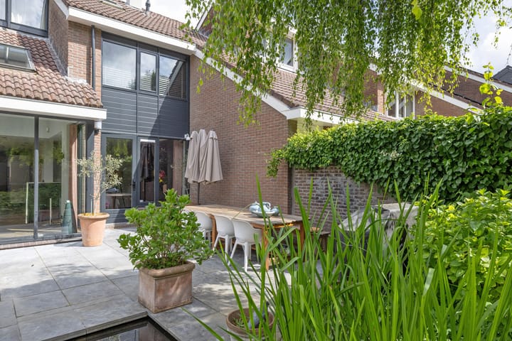 Photo 44 of Galerij 7