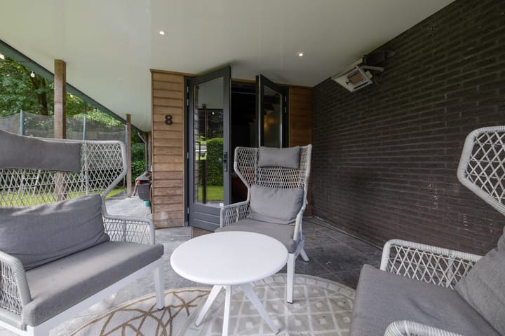 Photo 48 of Galerij 7