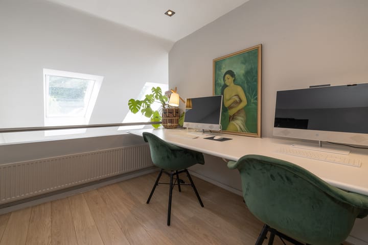 Photo 22 of Galerij 7