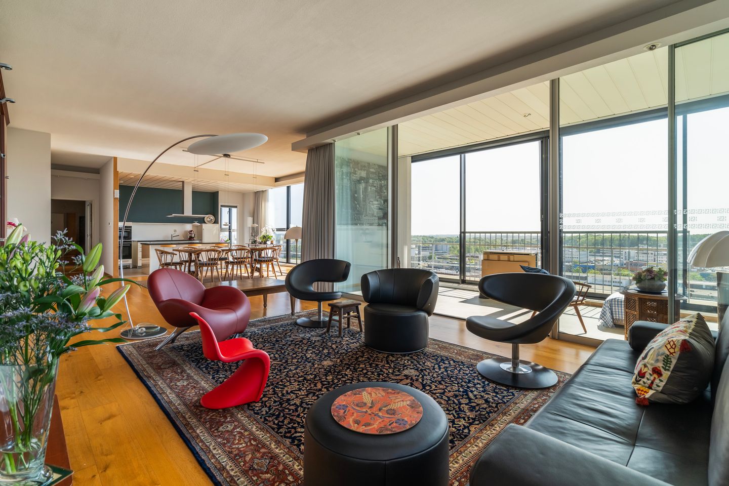 Photo 5 of Sir Winston Churchillln 283-F059