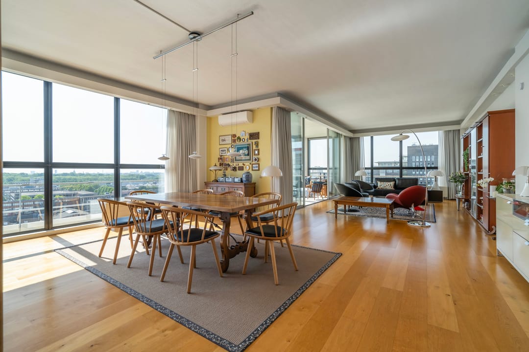 Photo 7 of Sir Winston Churchillln 283-F059