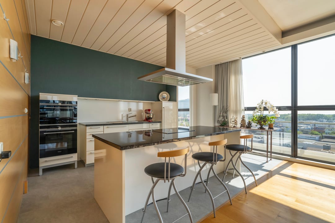 Photo 11 of Sir Winston Churchillln 283-F059