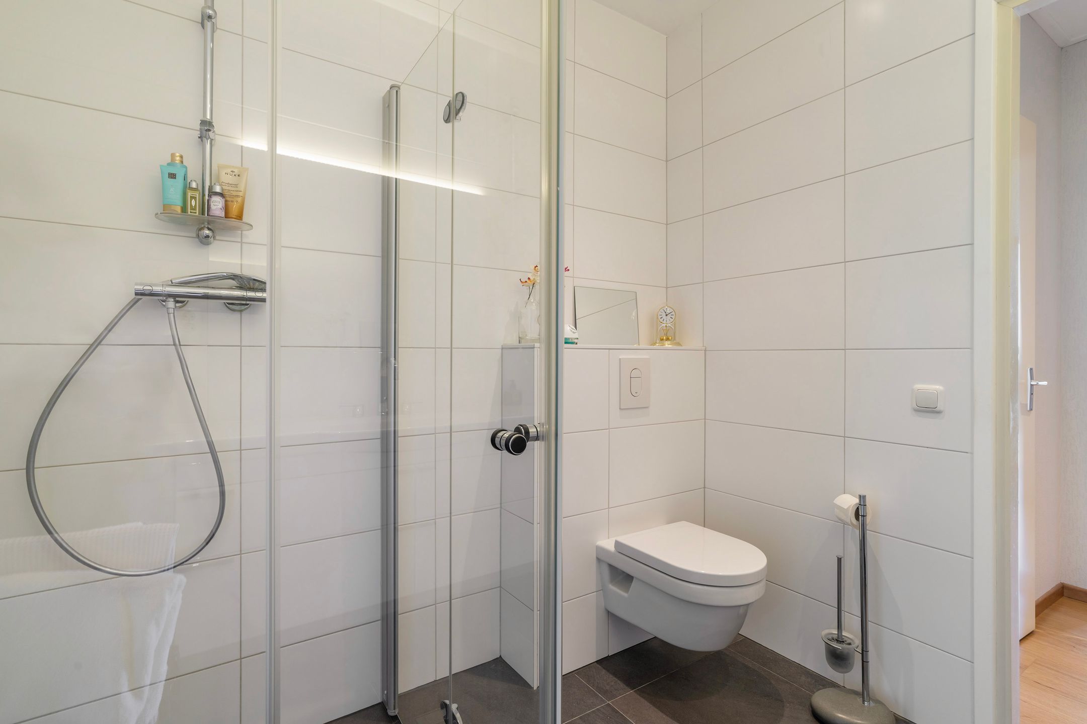 Photo 27 of Sir Winston Churchillln 283-F059