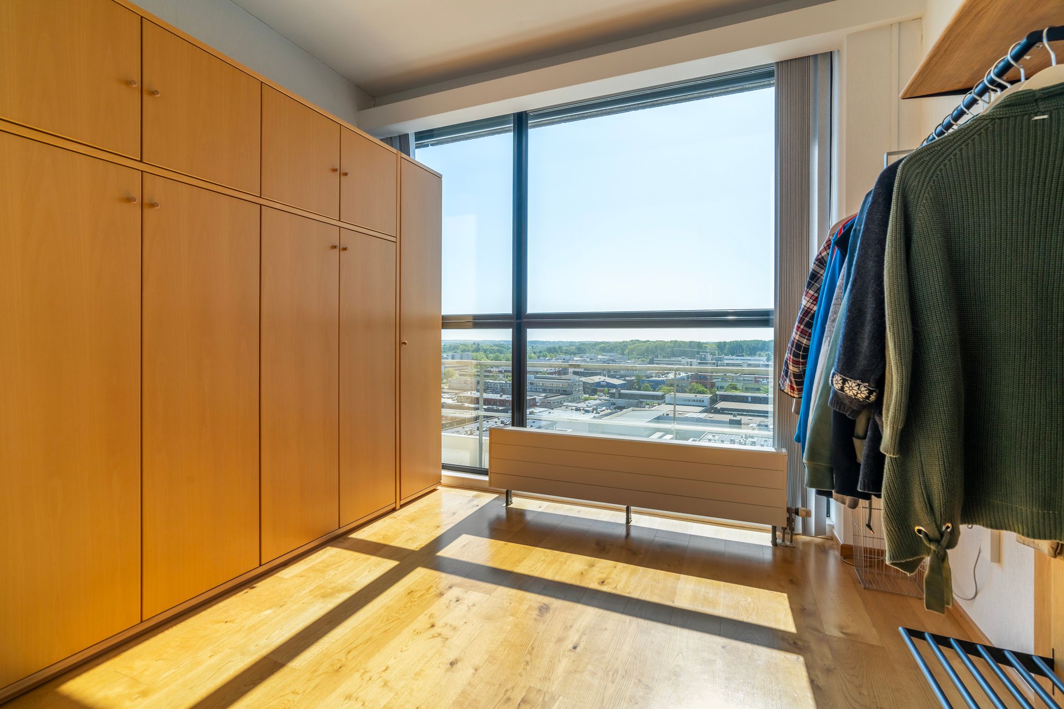 Photo 21 of Sir Winston Churchillln 283-F059