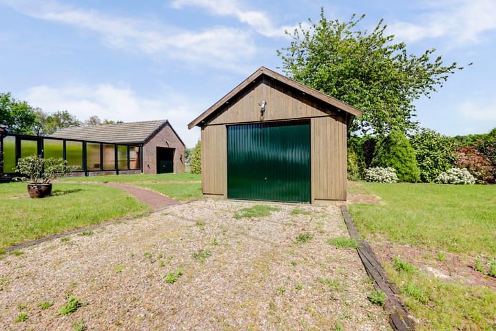 Foto 45 van Voskeschedwarsstraat 2