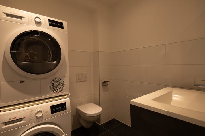 Photo 21 of Saenredamstraat 25-H