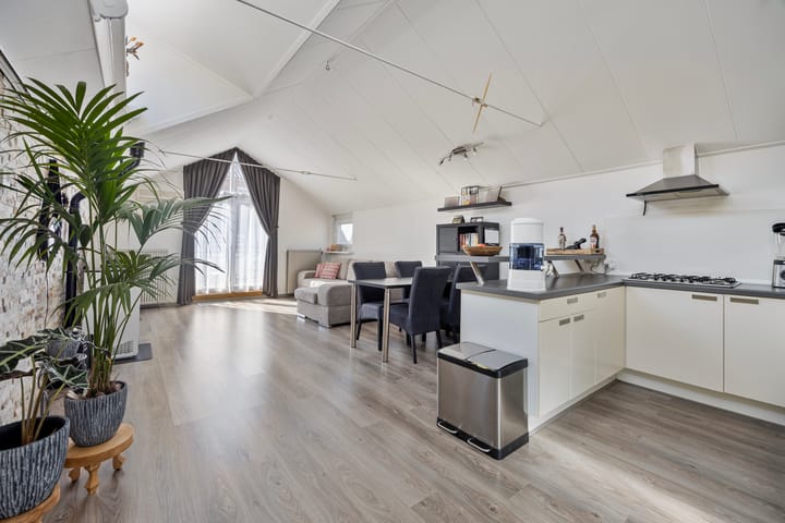 Foto 10 van Kaneelstraat 27-C