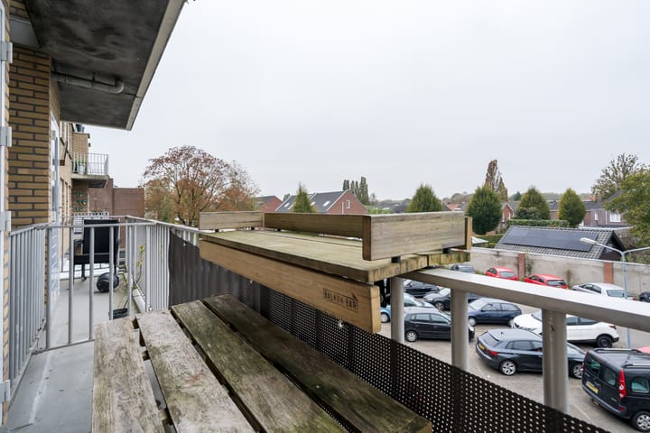 Foto 23 van Dries 58