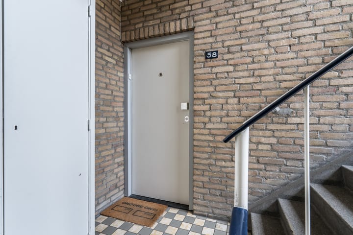 Foto 24 van Dries 58