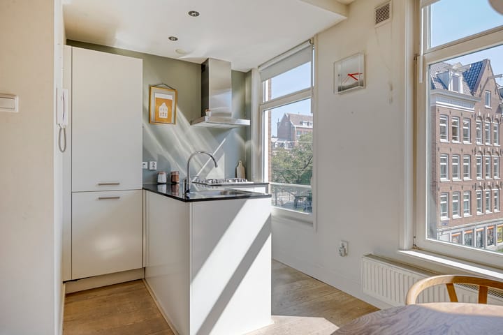 Foto 3 van Tweede Hugo de Grootstraat 42-2