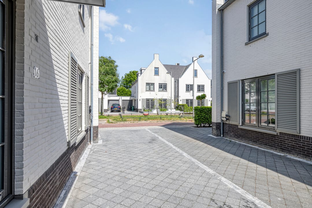 Foto 11 van Wijkermeerhof 16