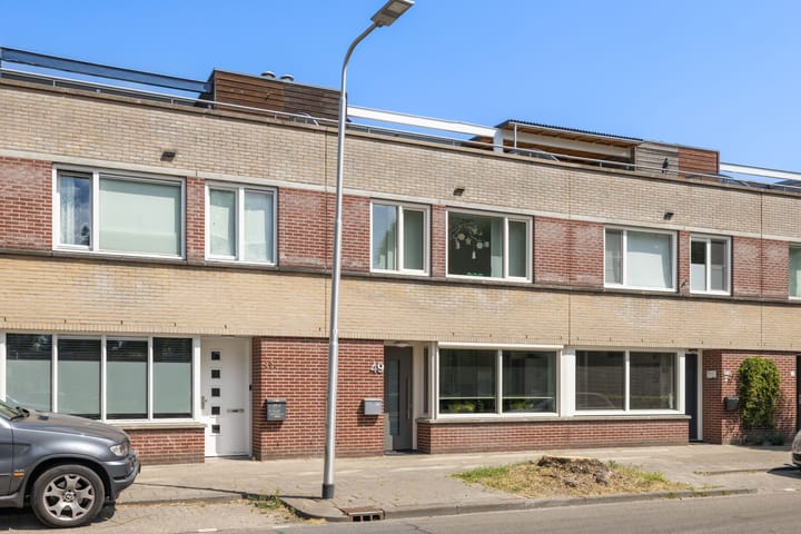 Foto 1 van Dillenburglaan 49