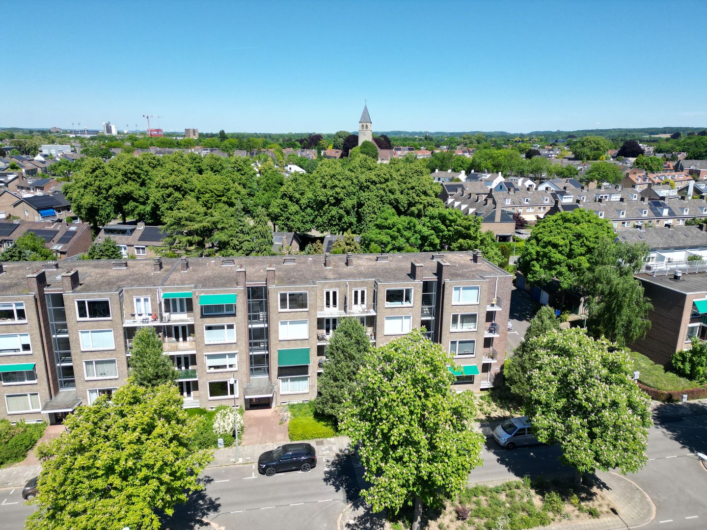 Foto 25 van Adelbert van Scharnlaan G 12