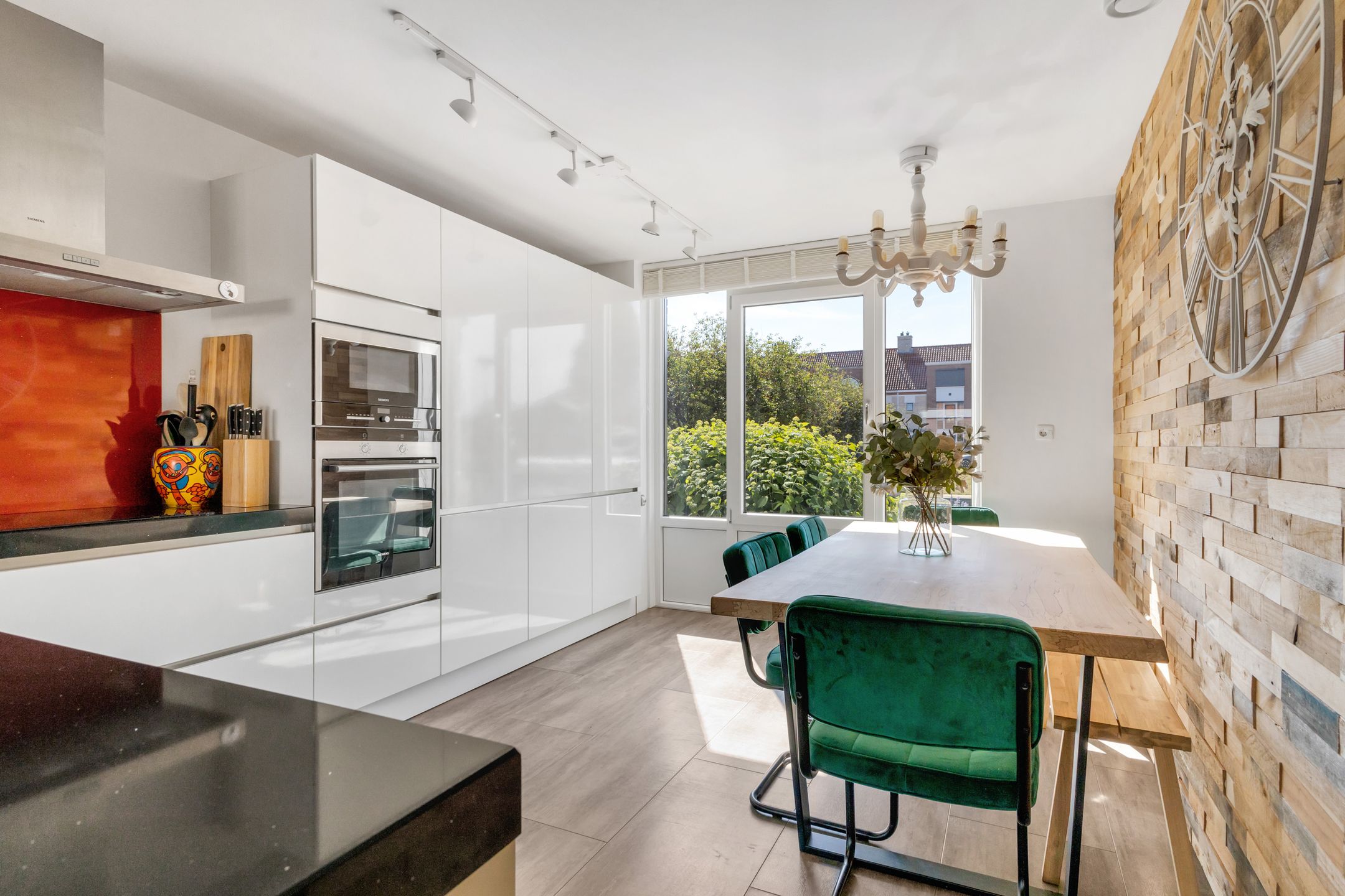 Foto 3 van Bacchus 66