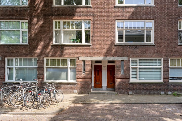 Photo 1 of Dr. de Visserstraat 18-A01