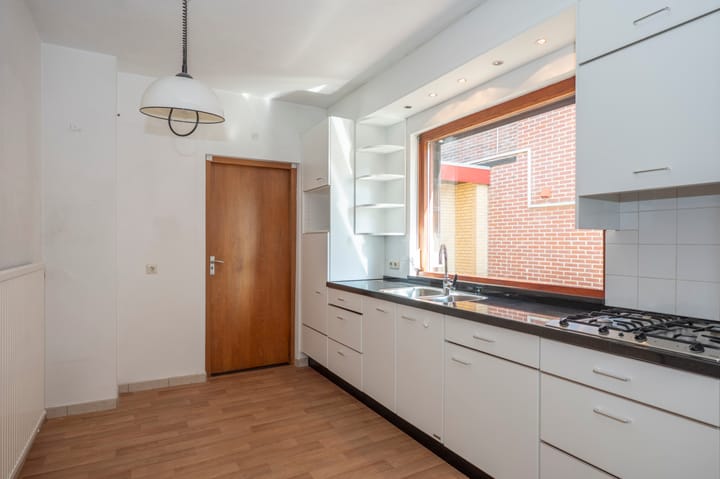 Foto 8 van Valkenburgerweg 42