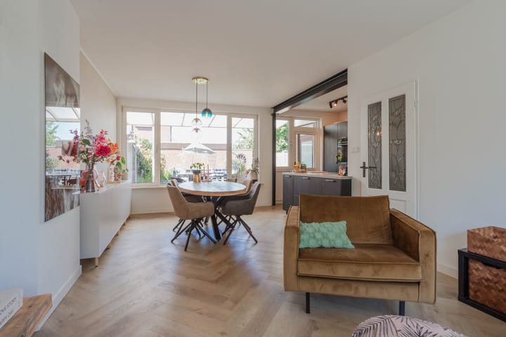 Foto 12 van E Dorsstraat 15