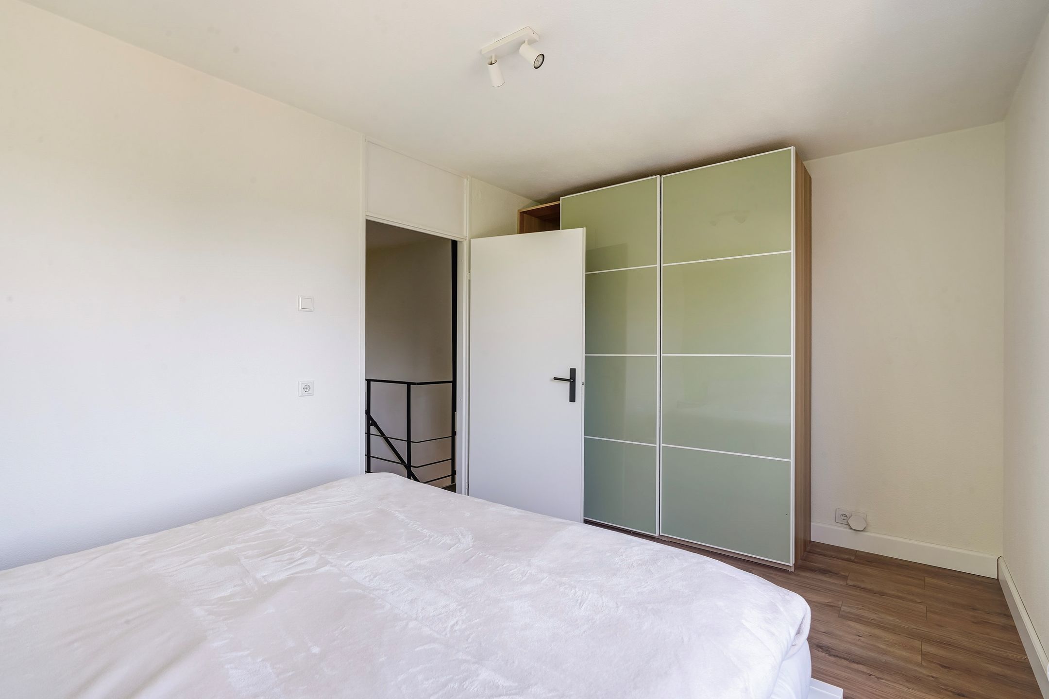 Foto 24 van Robert Schumanring 197