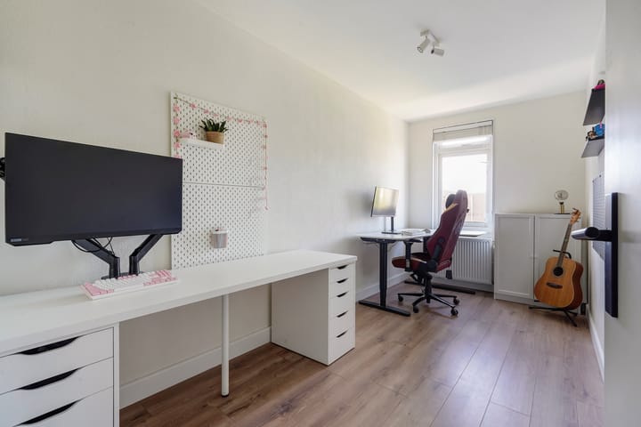 Foto 27 van Robert Schumanring 197