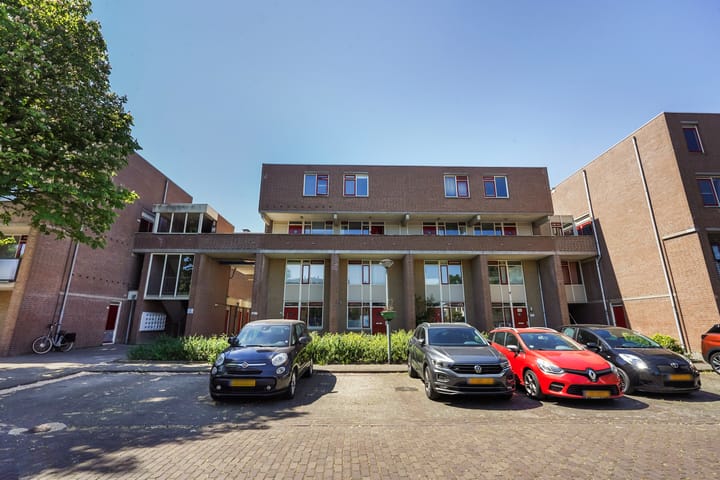 Foto 33 van Robert Schumanring 197