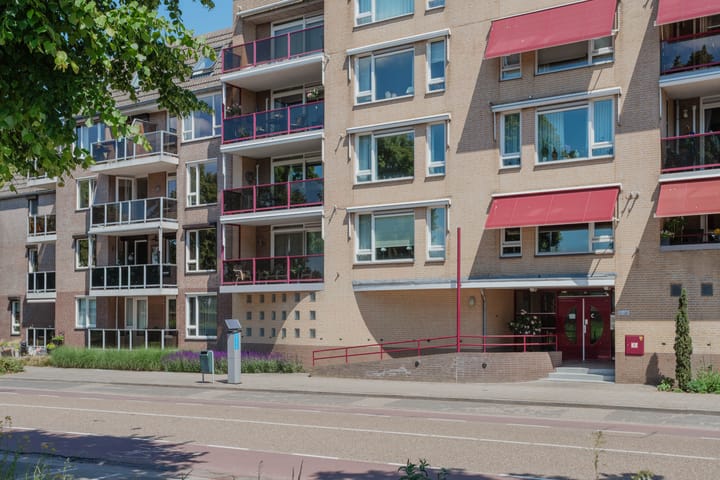 Foto 9 van Sint Urbanusweg 14