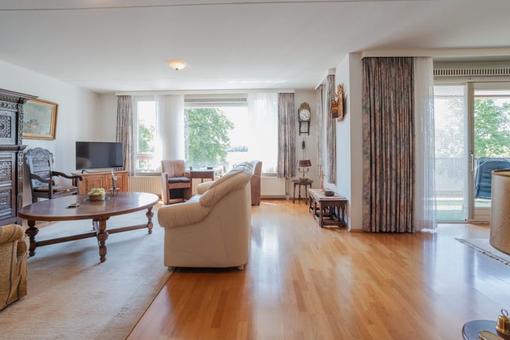 Foto 18 van Sint Urbanusweg 14