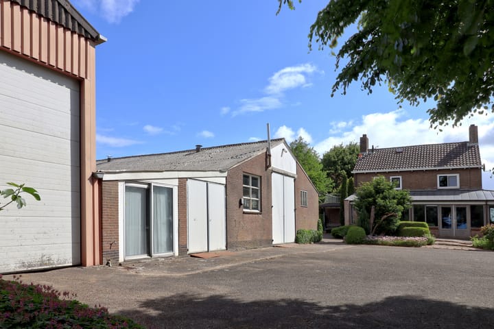 Photo 4 of Steenwijkerdwarsweg 15