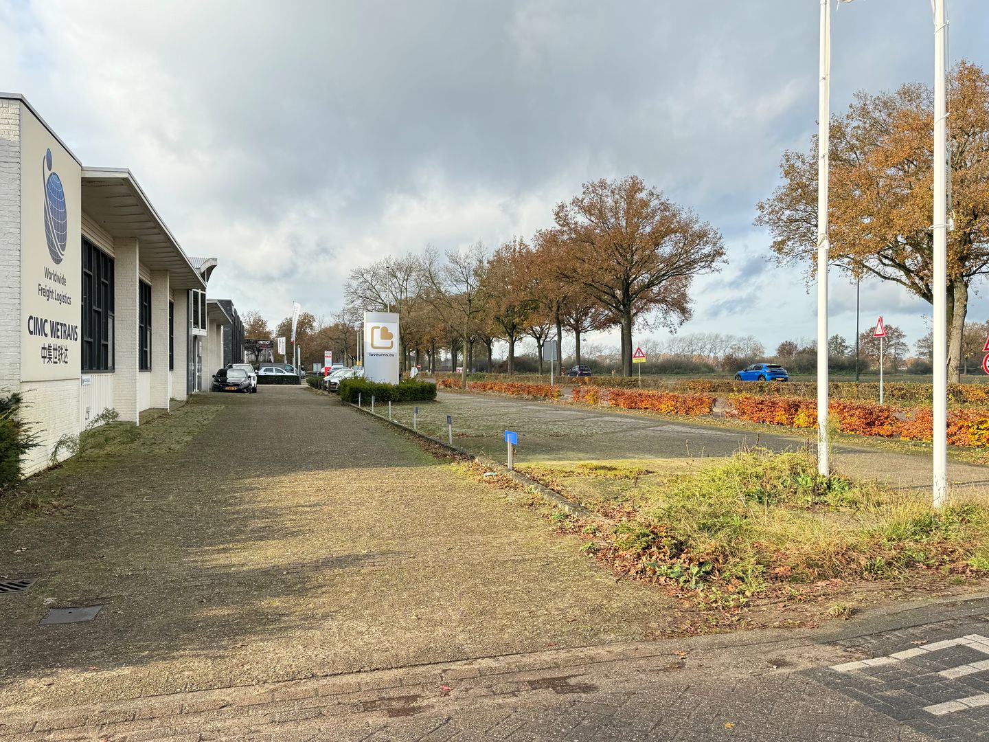 View photo 3 of Ambachtsweg 1-B