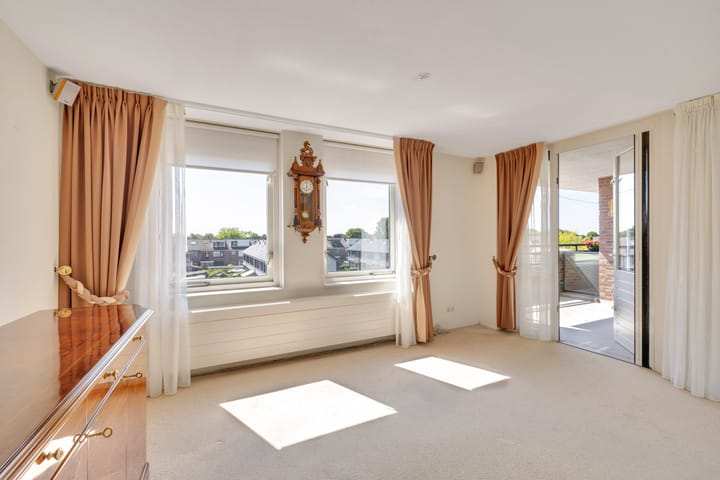 Foto 20 van Mr P J Oudweg 16