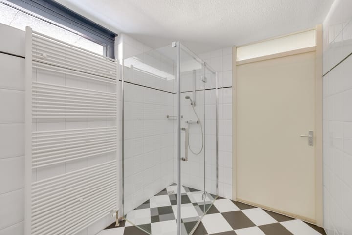 Foto 31 van Mr P J Oudweg 16