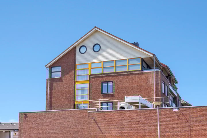 Foto 36 van Mr P J Oudweg 16