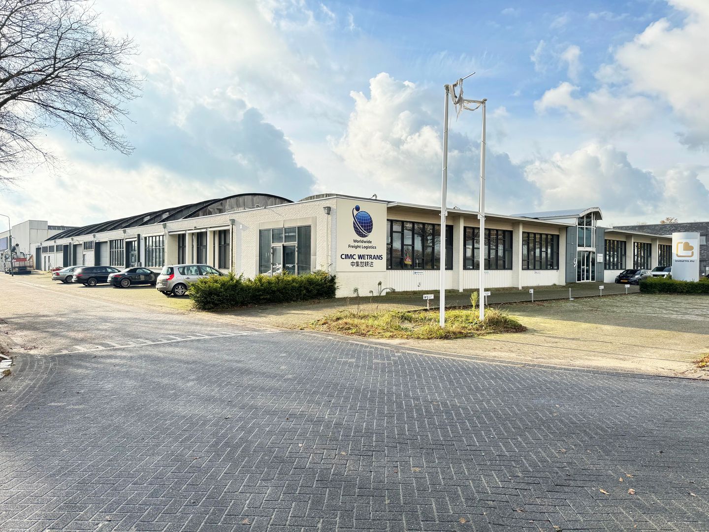 View photo 1 of Ambachtsweg 1-B