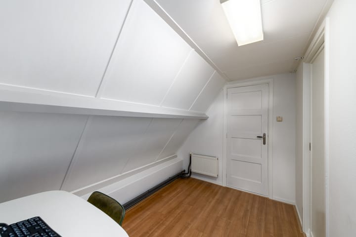 Foto 25 van Hobbe van Baerdtstraat 28