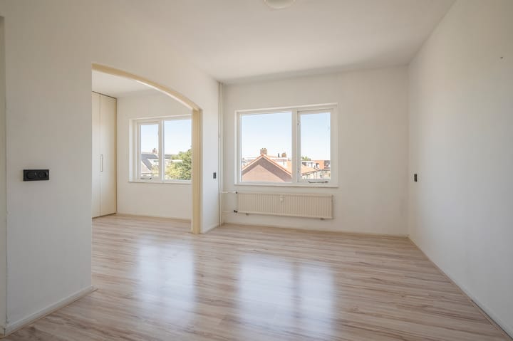 Foto 24 van Beeklaan 246