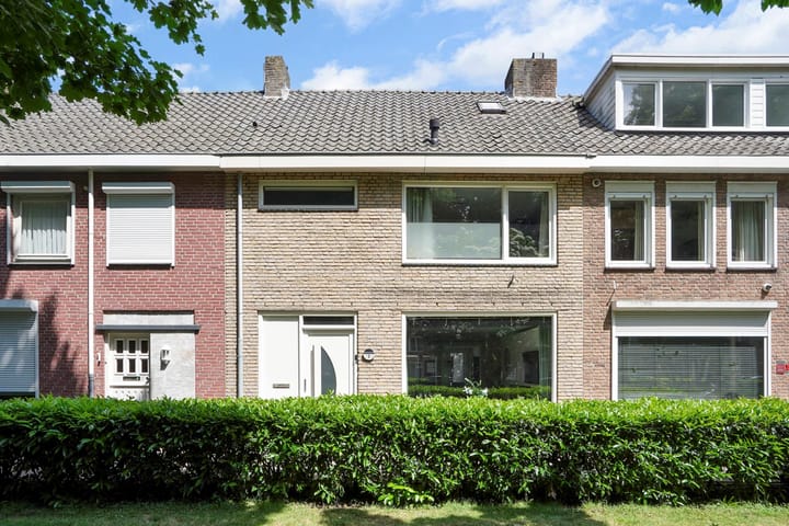 Foto 1 van Koninginnehof 2