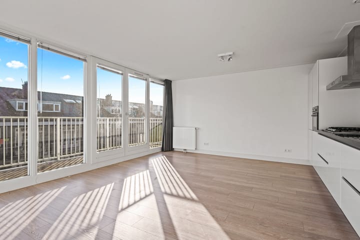 Foto 3 van Woestduinstraat 37-3