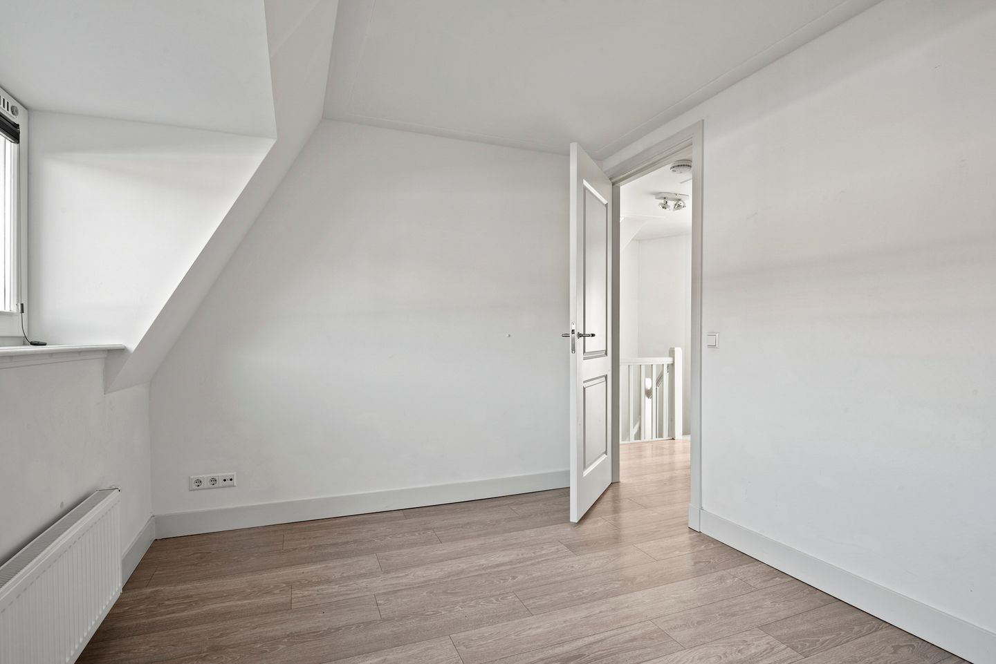 Foto 14 van Woestduinstraat 37-3