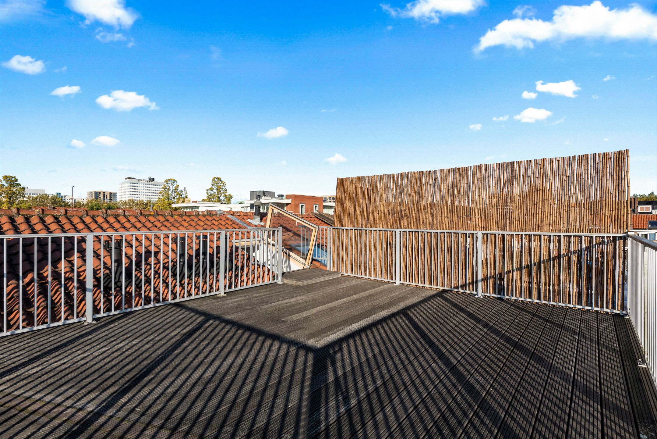 Foto 18 van Woestduinstraat 37-3