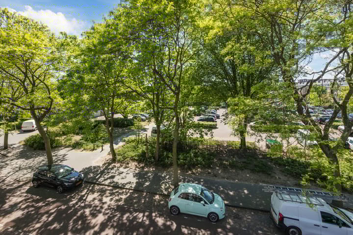 Photo 15 of Harmelenstraat 16