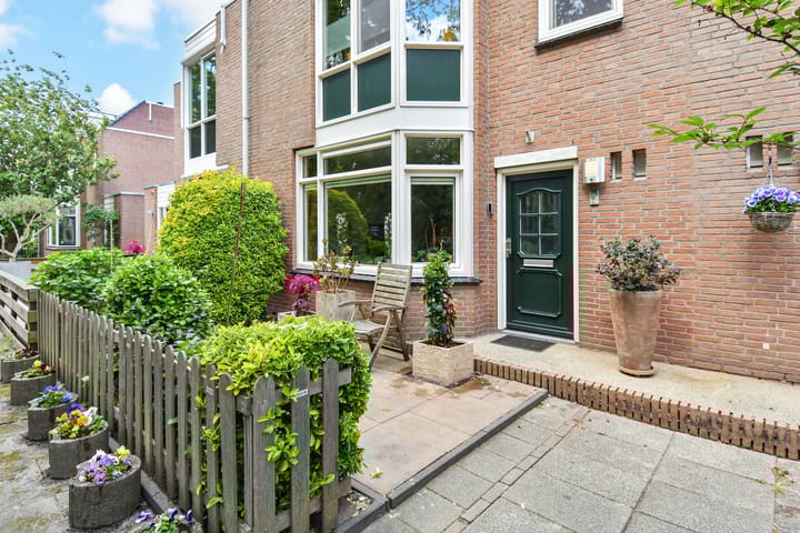 Foto 5 van B. Thoenplantsoen 54