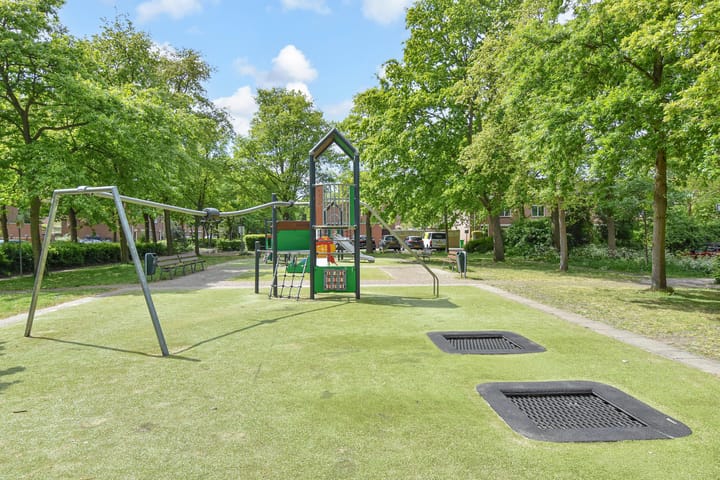 Foto 37 van B. Thoenplantsoen 54