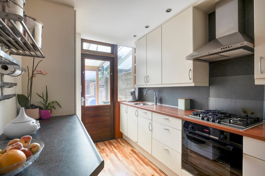 Photo 11 of van der Heydenstraat 30