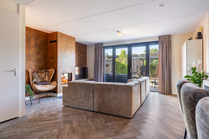 Foto 4 van Hermelijn 37