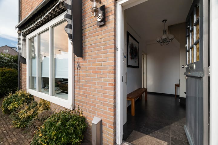 Foto 8 van Hiëronymus van Alphenlaan 1